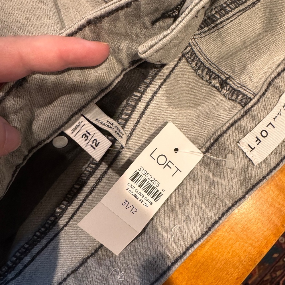 LOFT Straight Crop Jeans Gray Wash - Picture 3 of 6